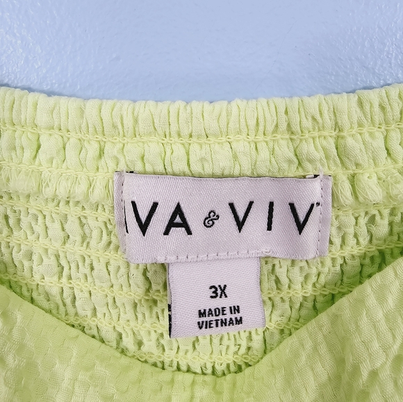 Ava & Viv Plus Size Lime Green Smocked Midi Dress NWOT - Picture 9 of 10
